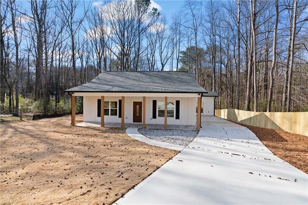 Property Photo:  1337 Fairfield Drive  GA 30047 