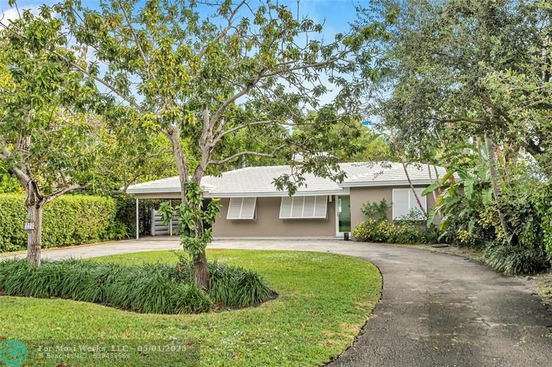 Property Photo: 224 N Gordon Rd FL 33301