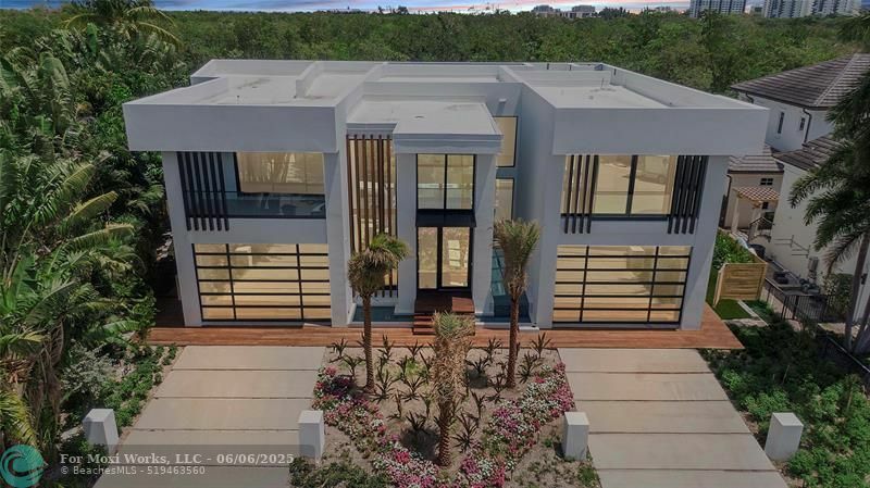 Property Photo: 681 Golden Harbour Drive FL 33432
