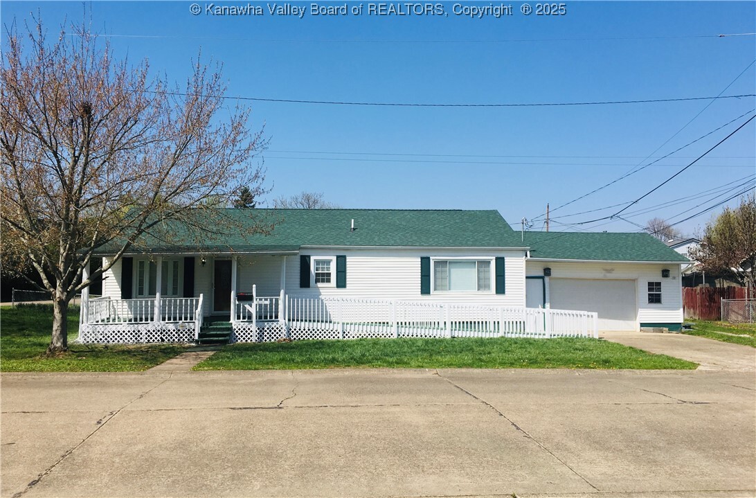 Property Photo: 321 Fairfield Street WV 25177