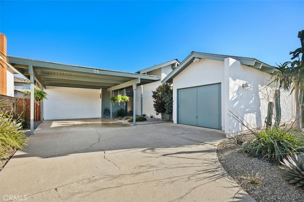 Property Photo:  26 Gillman Street  CA 92612 