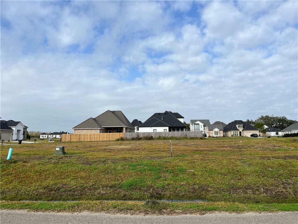 Property Photo:  103 Pintail Point  LA 70037 