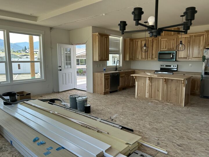 Property Photo:  333 Mountain View Drive 18  OR 97540 