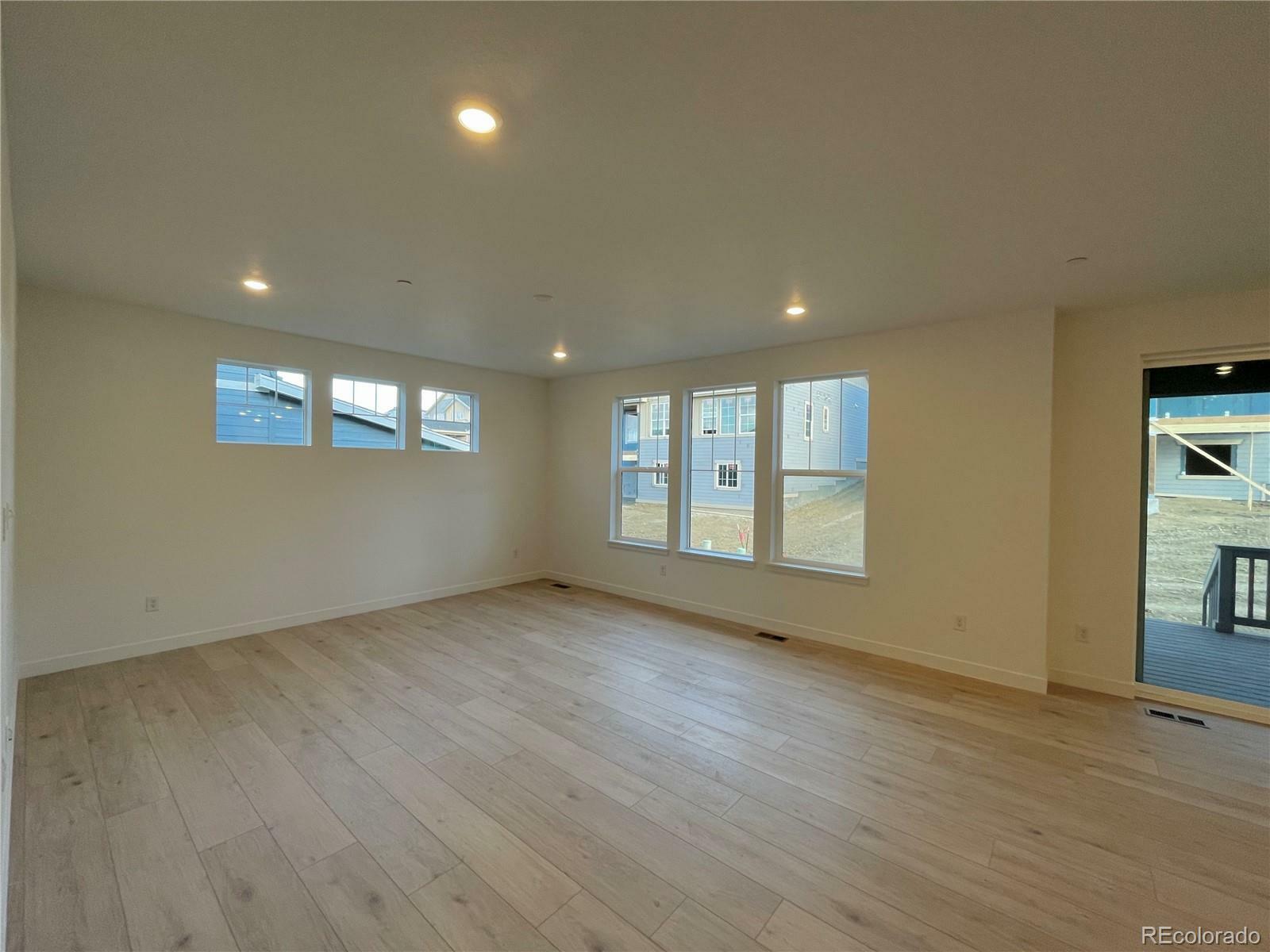 Property Photo:  585 Twilight Street  CO 80516 