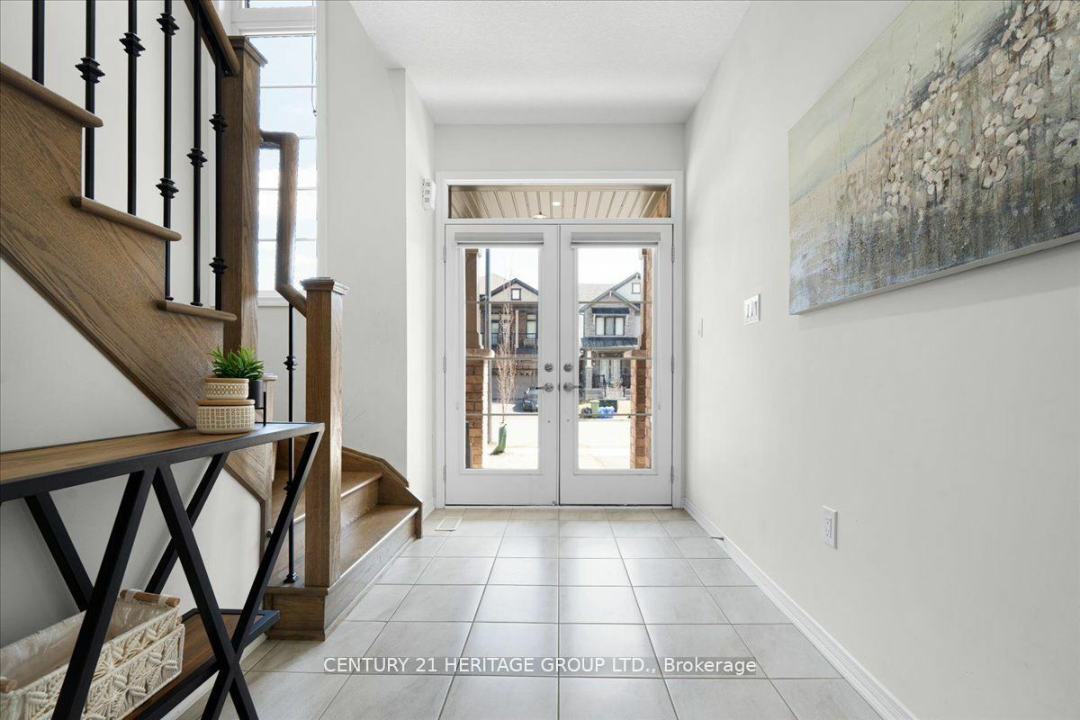 Property Photo:  157 Cactus Cres  ON L8J 0M3 