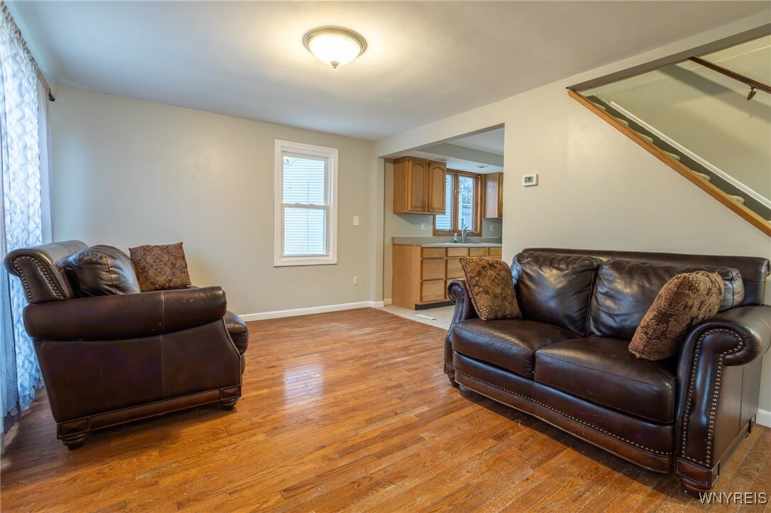 Property Photo:  292 Chamberlin Drive  NY 14210 