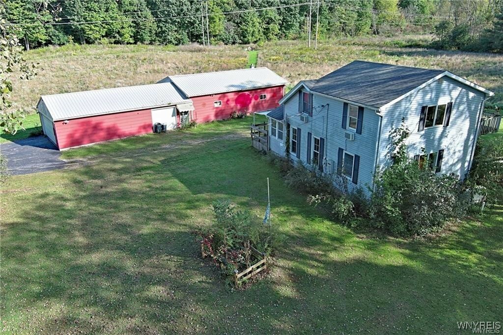 Property Photo:  13169 Kirby Road  NY 14001 