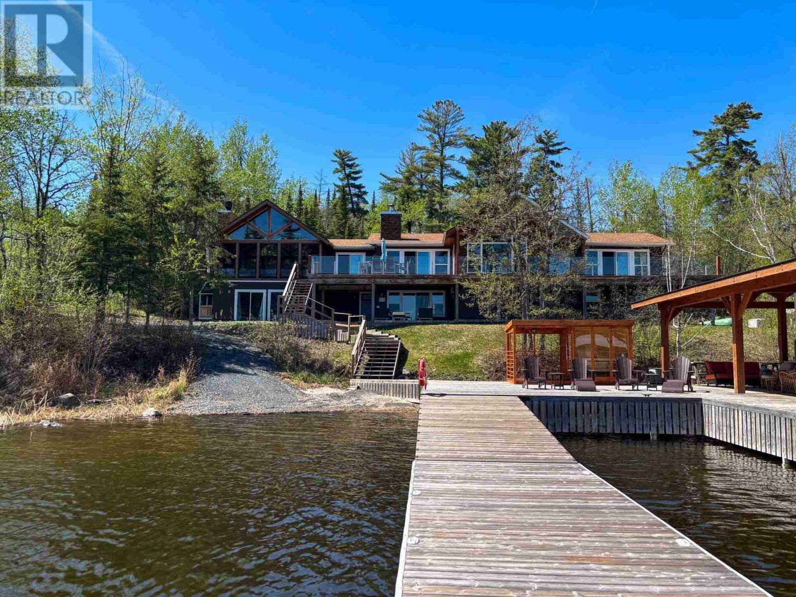 Photo de la propriété: 65 Poplar Bay Rd, McKenzie Portage Road ON P0X 1C0