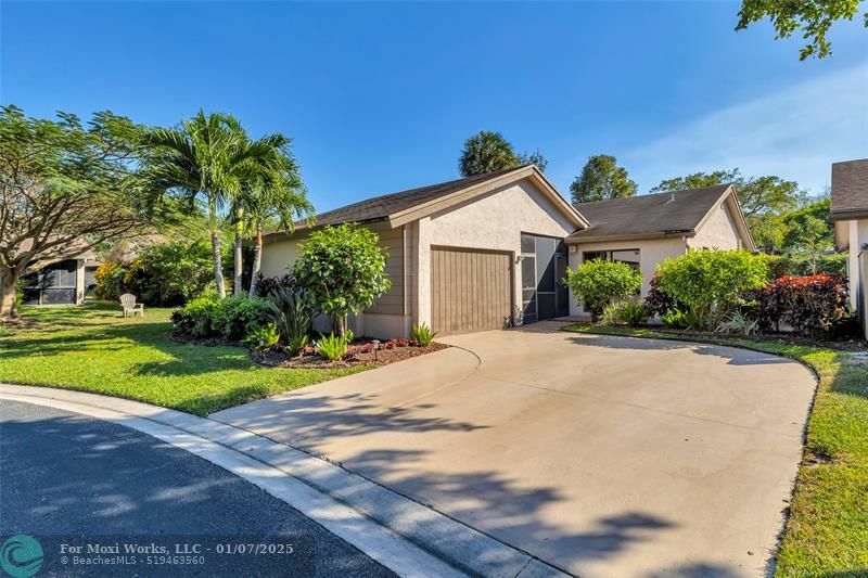 Property Photo:  2260 Seagrape Cir  FL 33066 