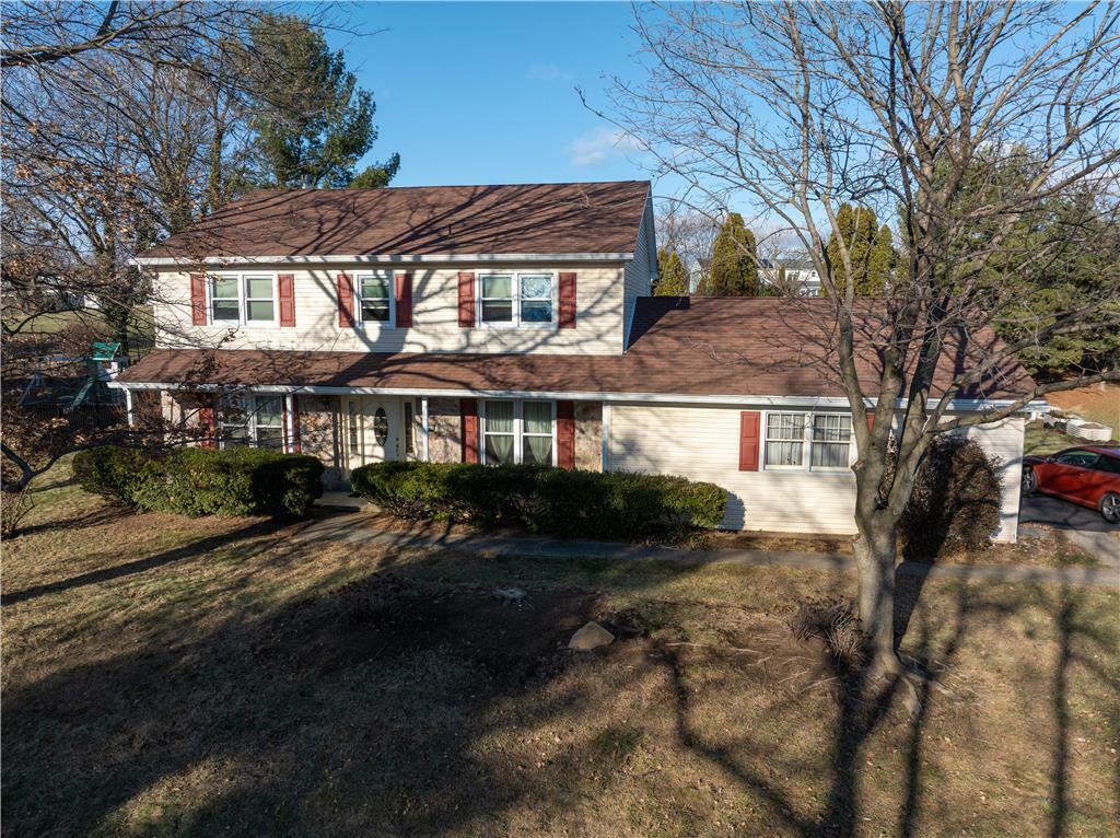 Property Photo:  1287 Country Club Road  PA 18106 