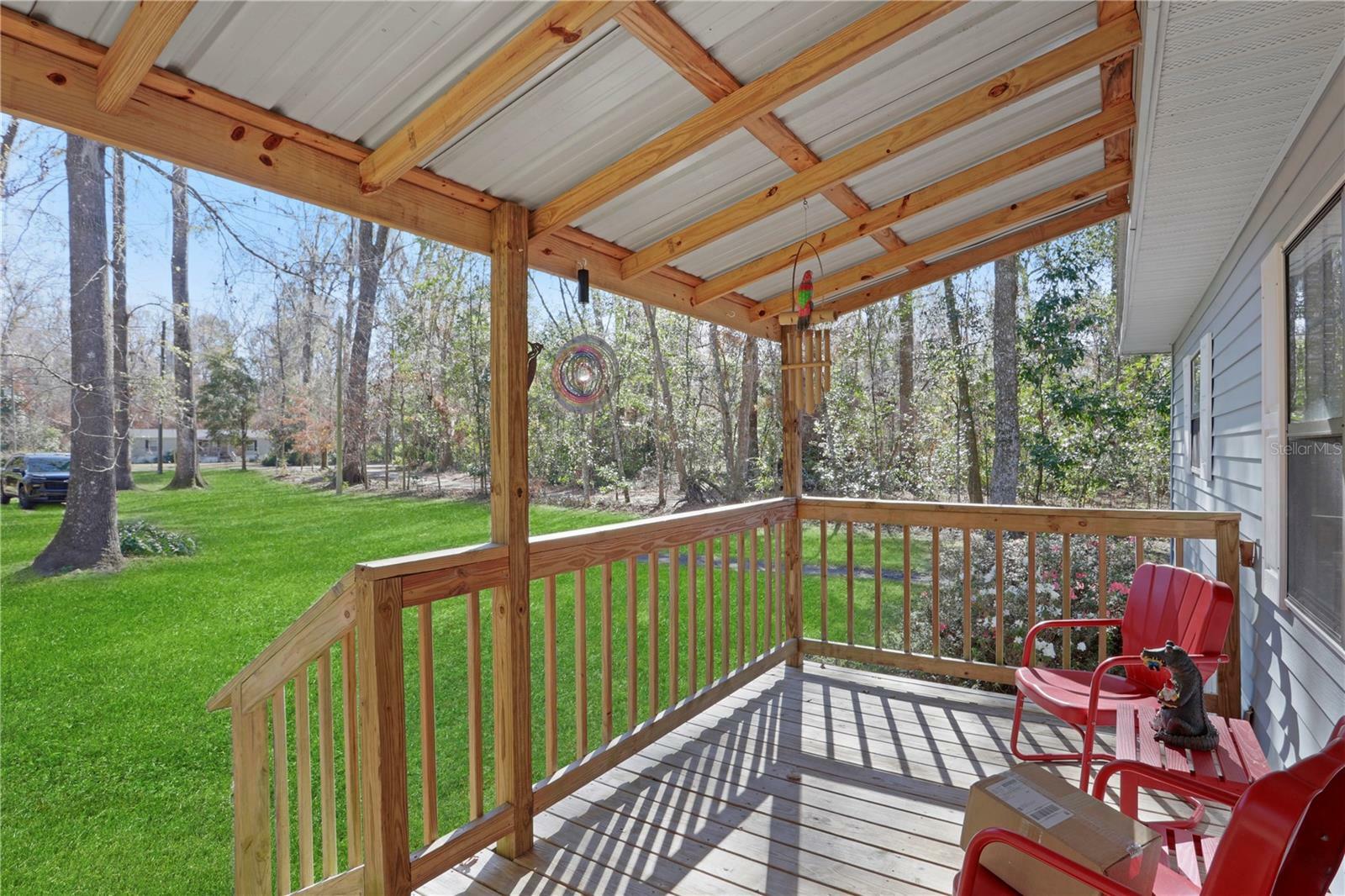 Property Photo: 696 SW Washington Avenue FL 32038
