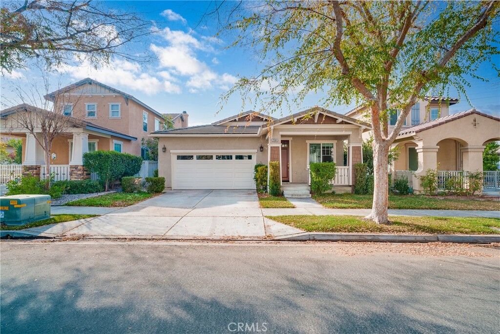 Property Photo:  25943 Glen Summer Drive  CA 92354 