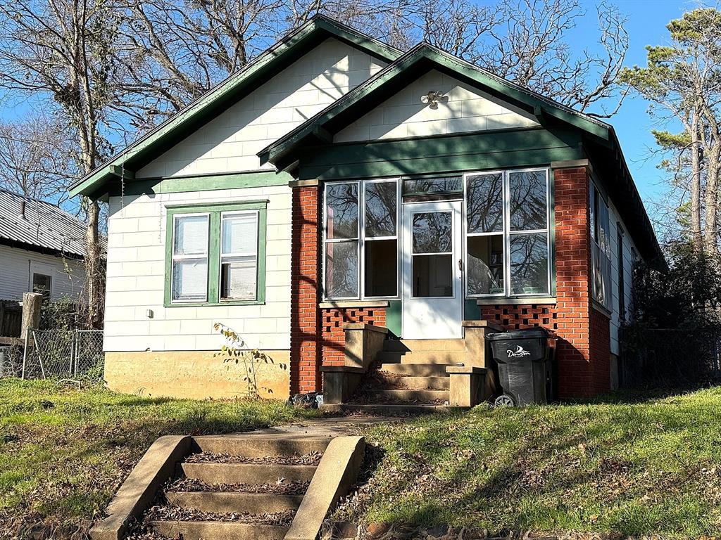 Property Photo:  1417 W Main Street  TX 75020 