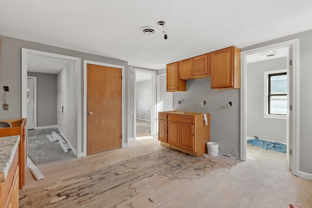 Property Photo:  19 Boutelle St  MA 01420 