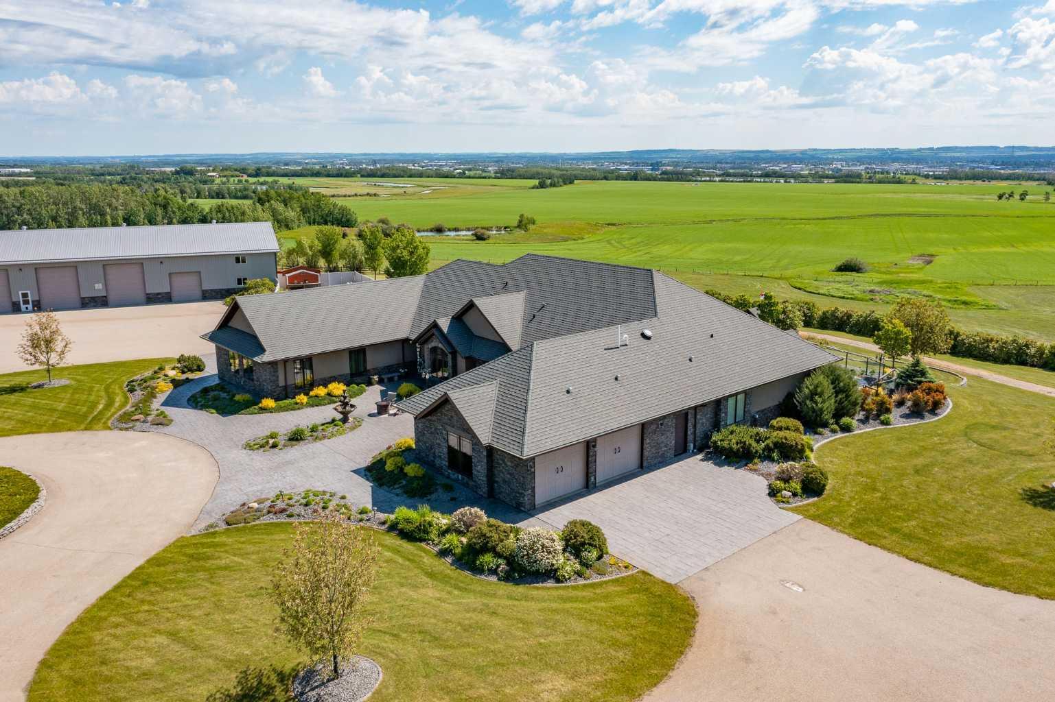 Photo de la propriété: 38423 Range Road 282 AB T4N 5E1