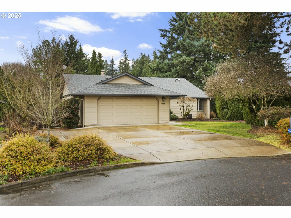 Property Photo:  4103 NE 45th Cir  WA 98661 