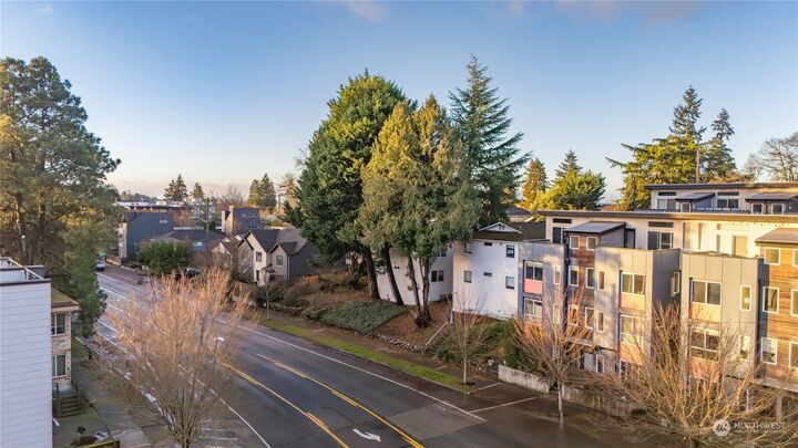 Property Photo:  5921  Fauntleroy Way SW  WA 98136 