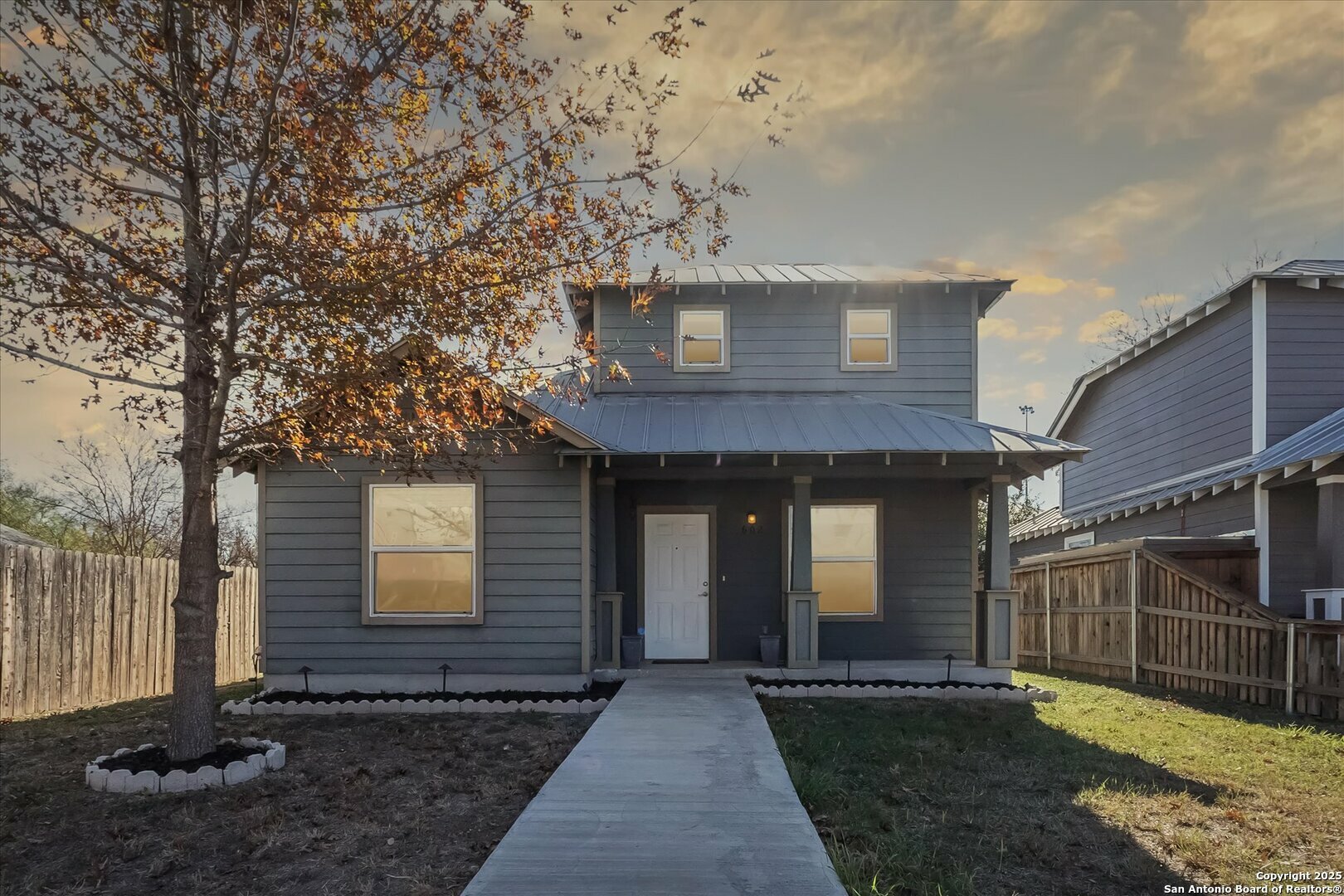 Property Photo:  602 W Euclid Ave  TX 78212 