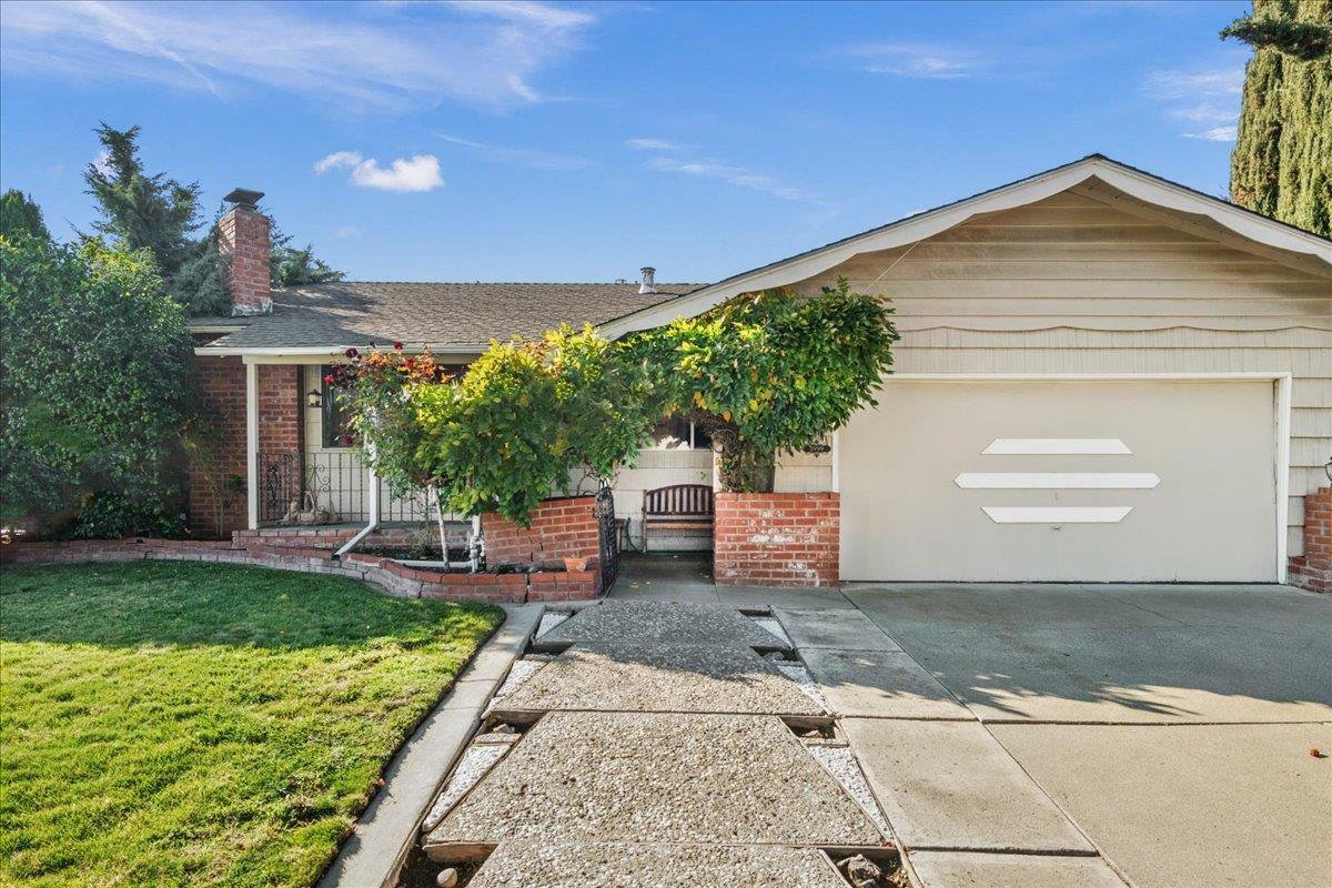 Property Photo: 3999 Ross Avenue CA 95124