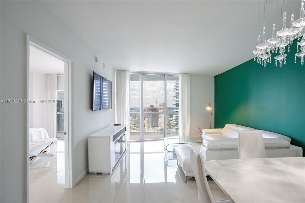 Property Photo:  465 Brickell Ave 4306  FL 33131 