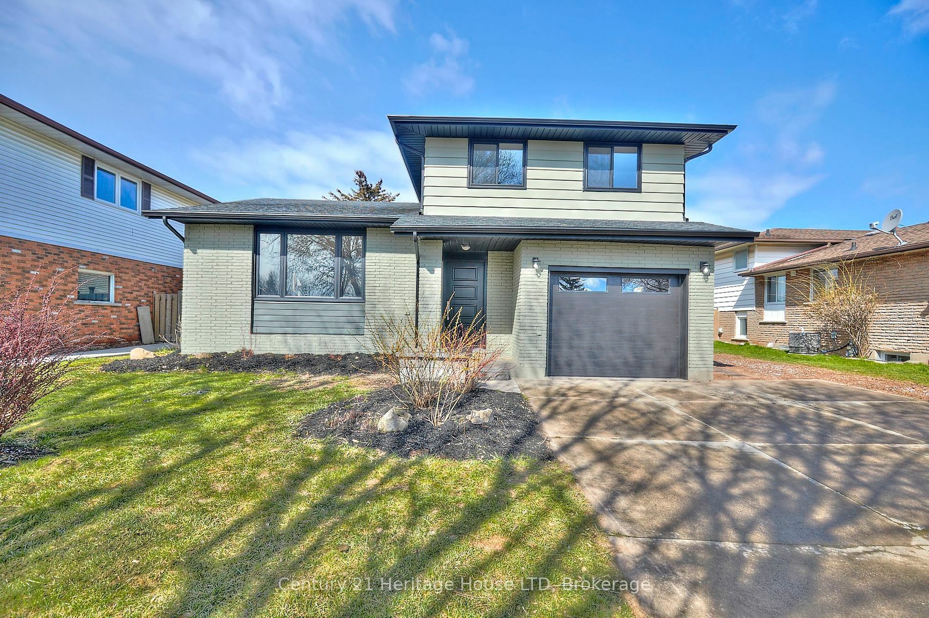 3129 Appleford Ave  Niagara Falls ON L2J 3N5 photo