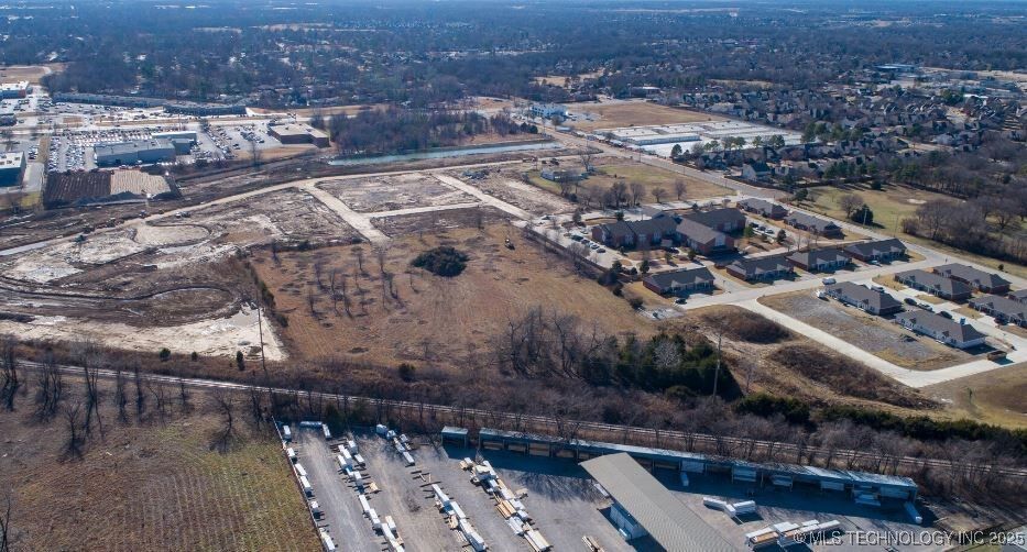 Property Photo: W Oakland Place OK 74012