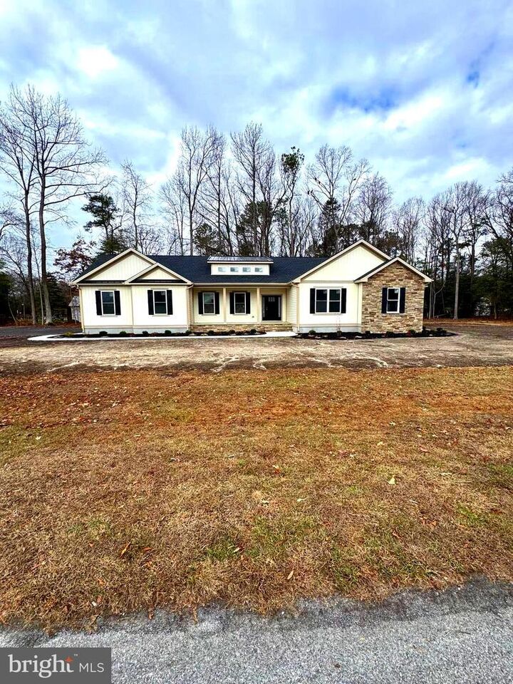 Property Photo:  22250 Hollyview Court  DE 19933 
