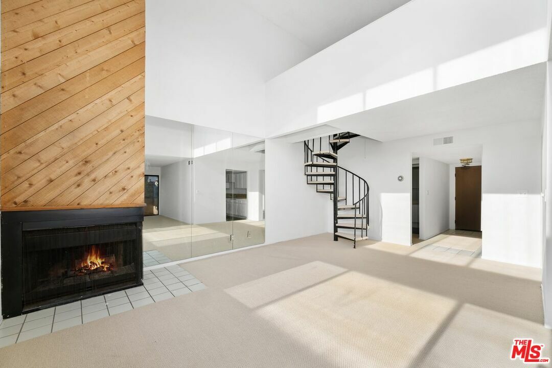 300 S Reno St  Los Angeles CA 90057 photo