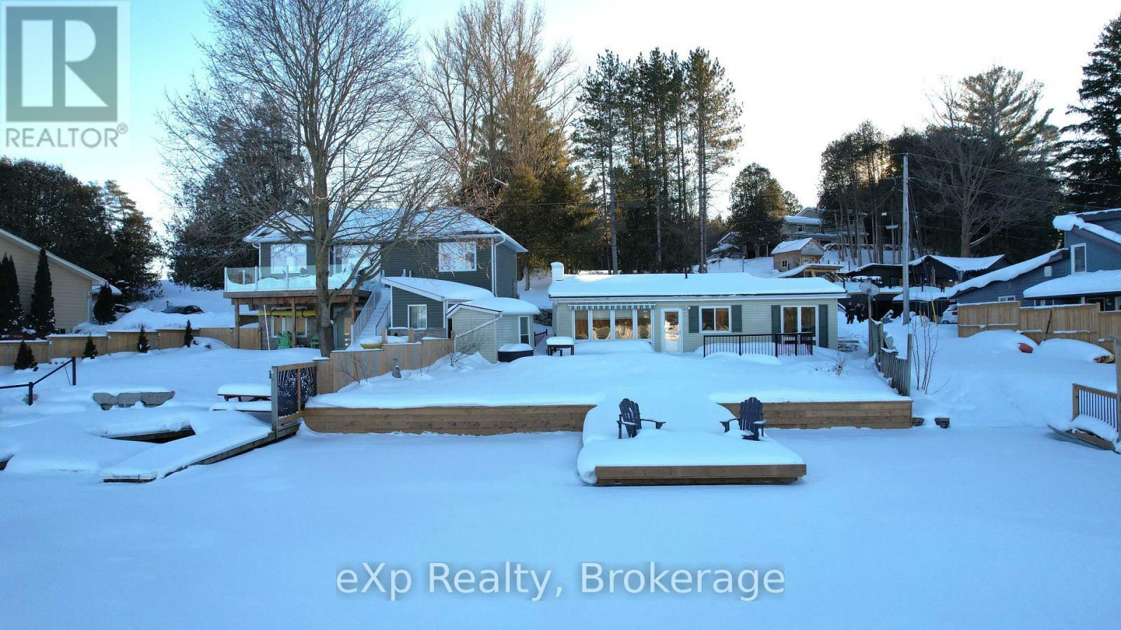 Property Photo:  209 Lake Rosalind Road 2  ON N4N 3B9 