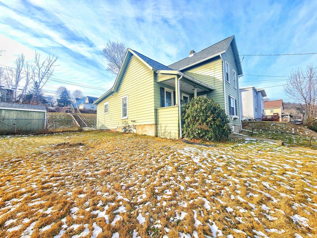 Property Photo:  290 Sunset Dr  NY 14830 