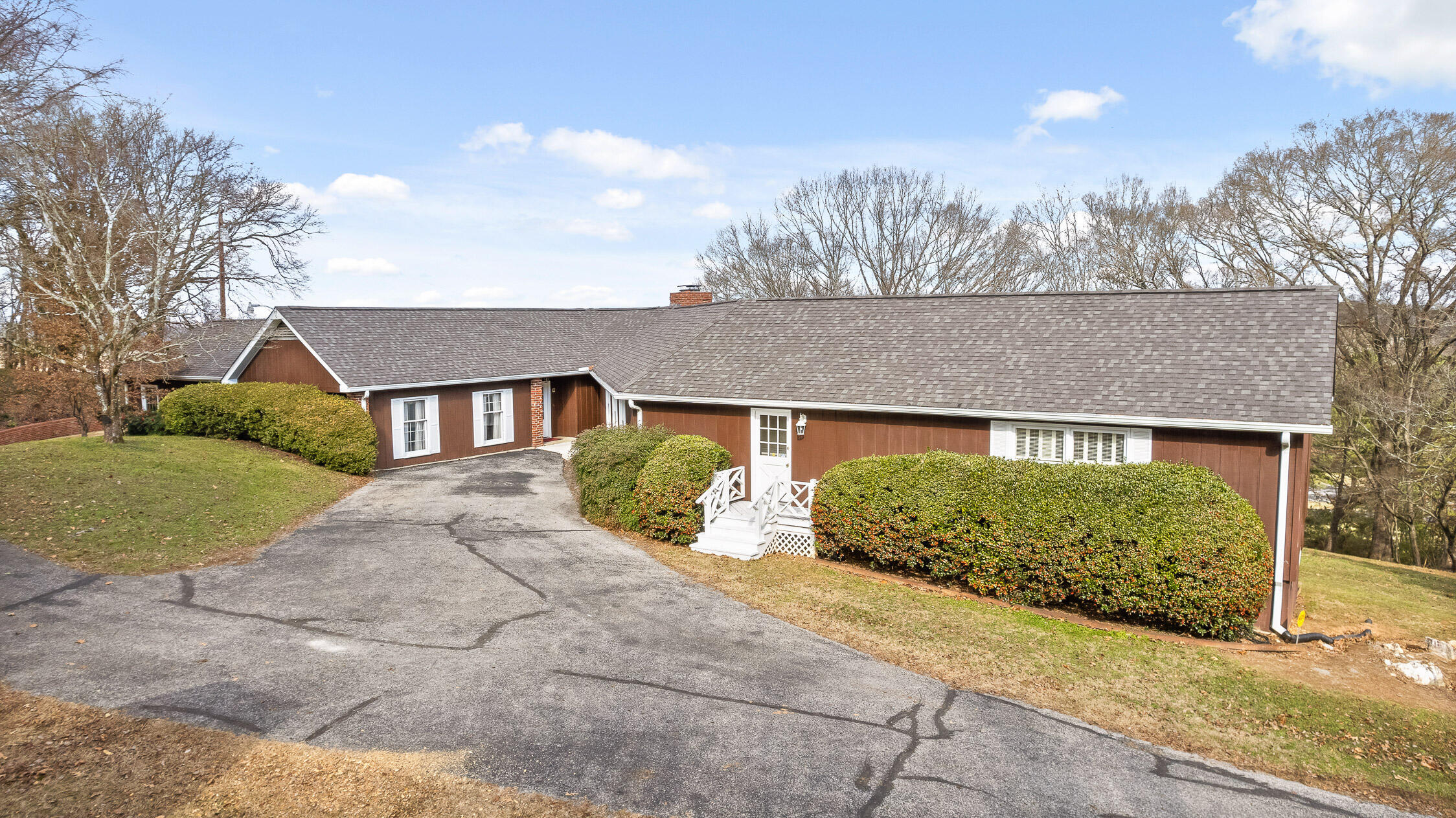 Property Photo: 7322 Noah Reid Road TN 37421