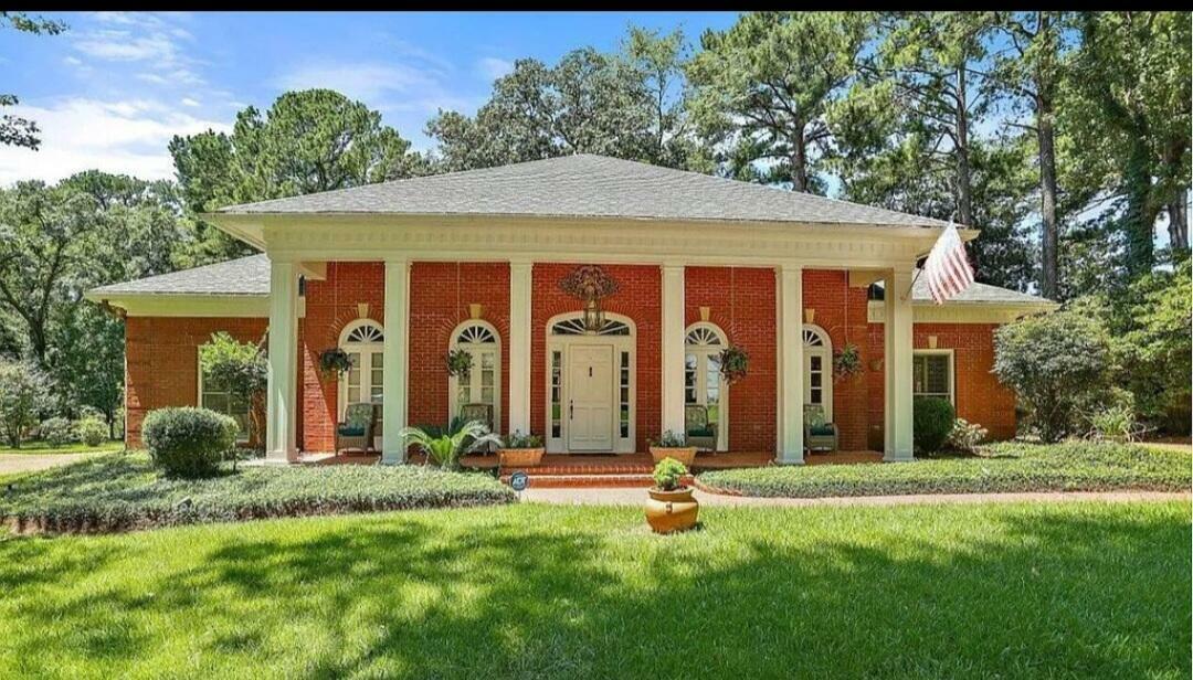 Property Photo: 47 Avery MS 39211