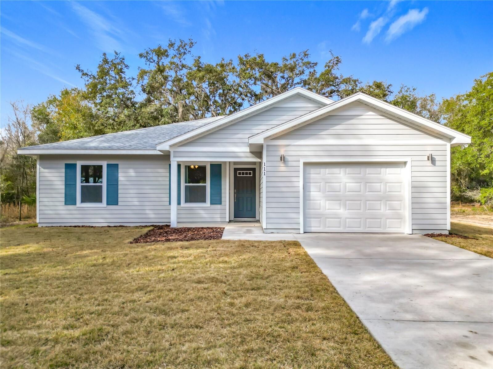 Property Photo: 111 Amanda Drive FL 32640
