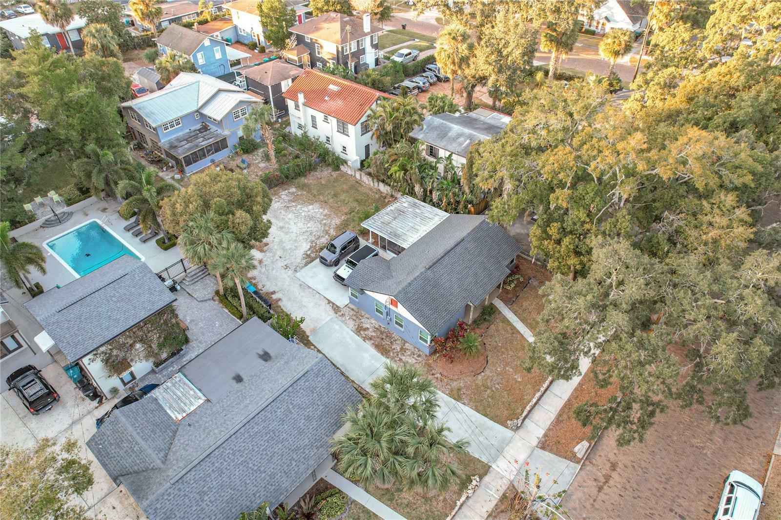 Property Photo: 618 Cathcart Avenue FL 32803