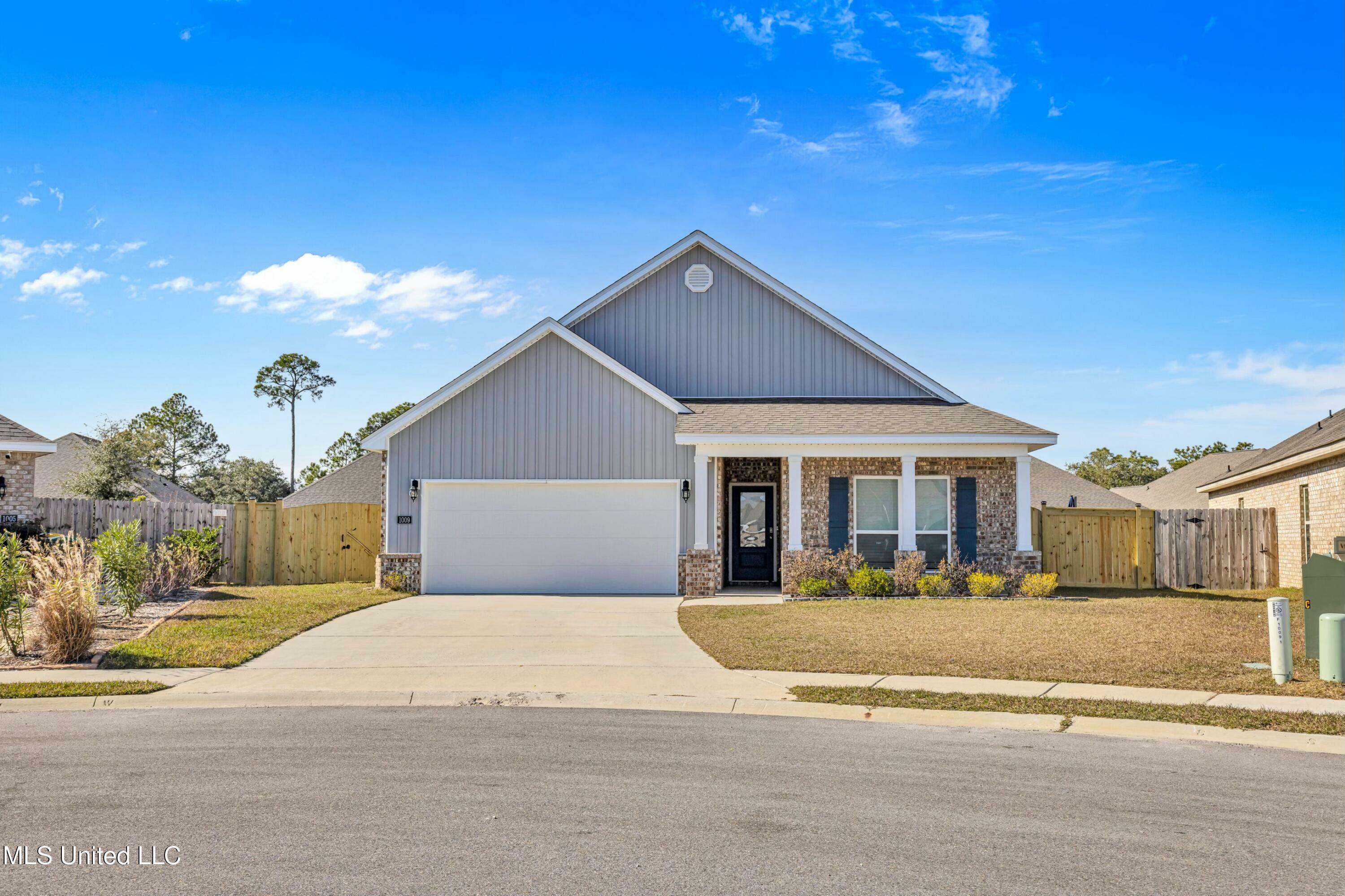 Property Photo:  1009 Kittiwake Cove  MS 39564 