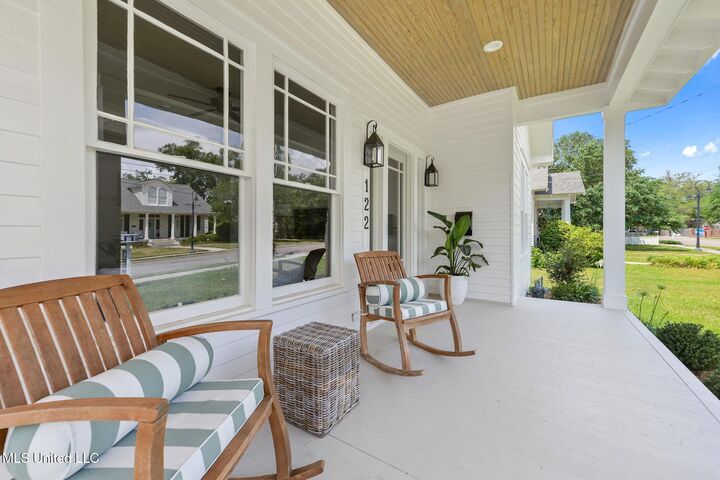 Property Photo:  122 Ulman Avenue  MS 39520 