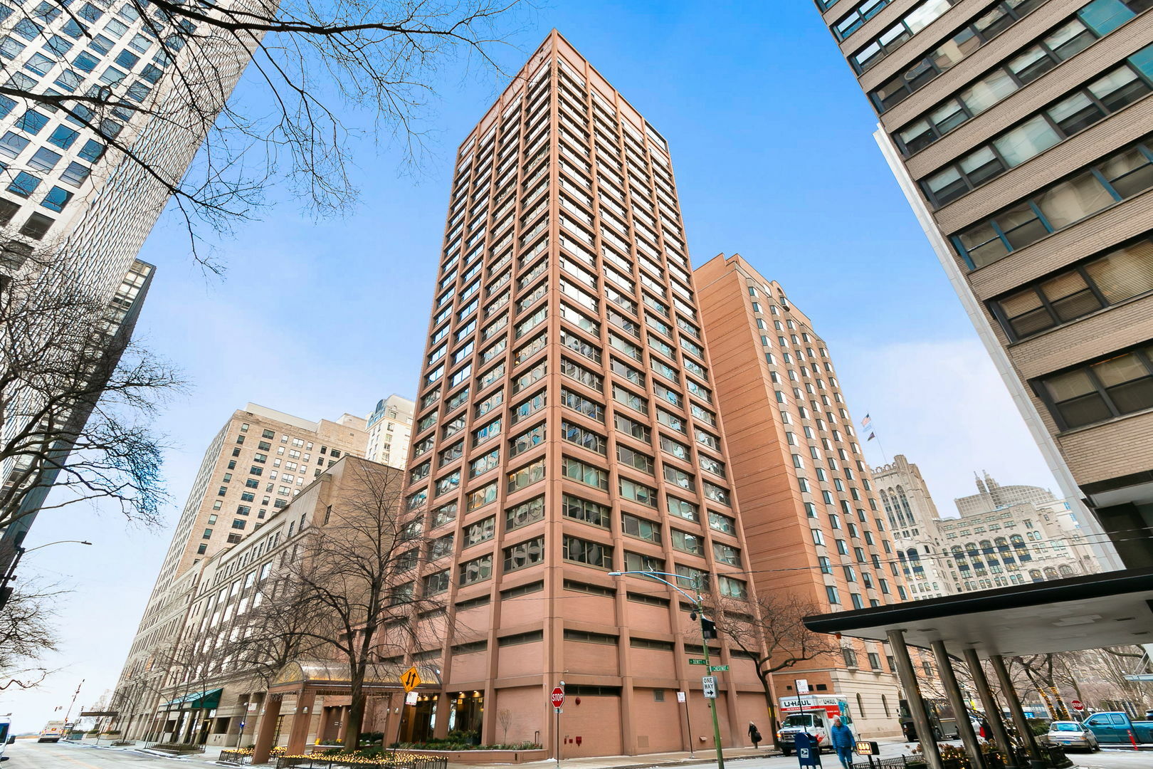 Property Photo:  247 E Chestnut Street 2301-2303-2304  IL 60611 