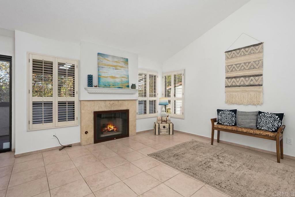 Property Photo:  942 Lupine Hills Drive 43  CA 92081 