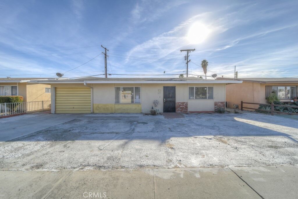 Property Photo:  221 W Mayberry Avenue  CA 92543 