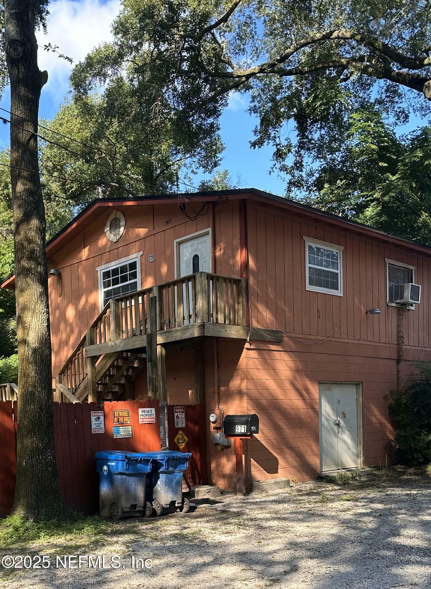 Property Photo: 971 Cesery Terrace FL 32211