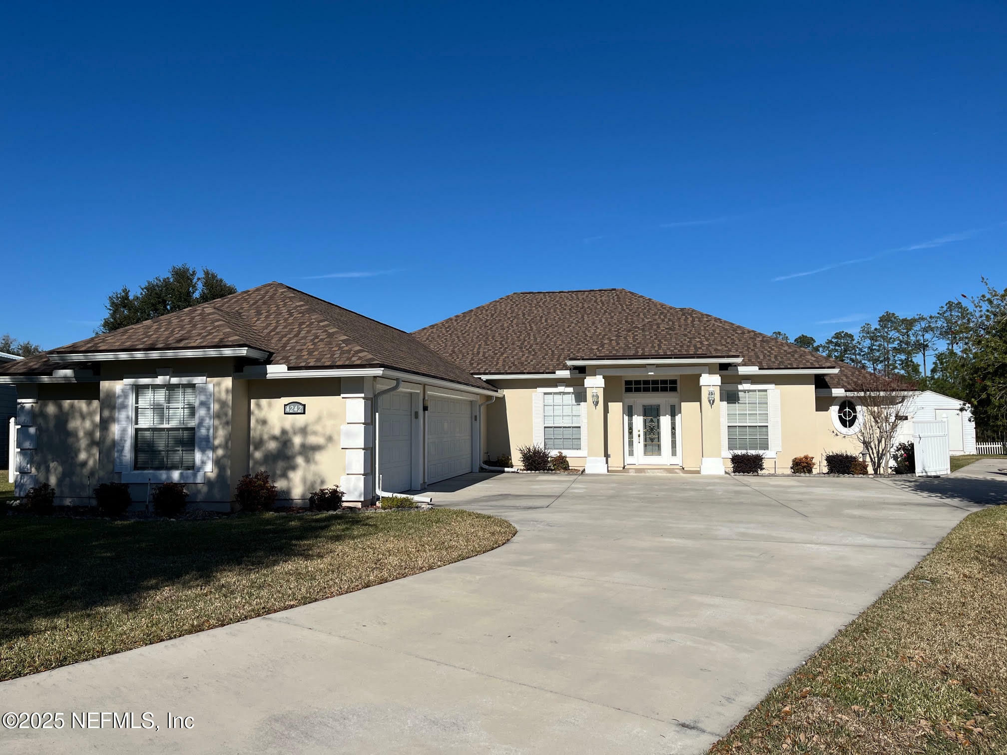 Property Photo:  4242 Carriage Court  FL 32068 