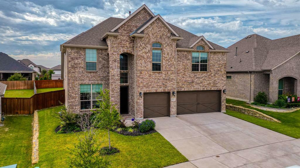 Property Photo:  15129 Gladstone Drive  TX 76008 