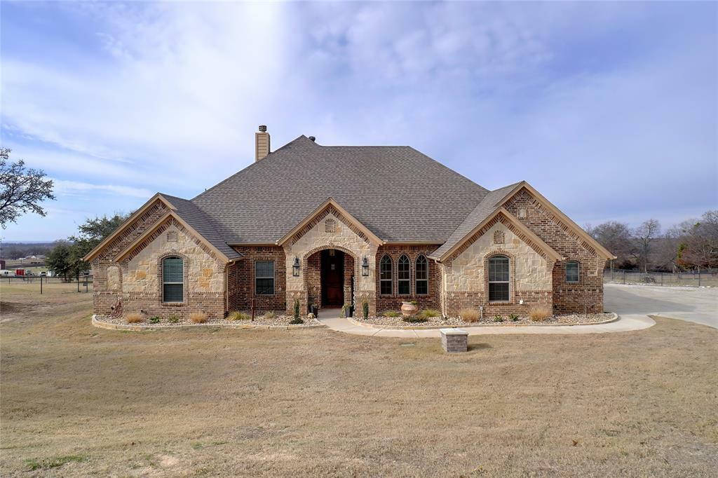 Property Photo:  101 Woody Williams Court  TX 76088 