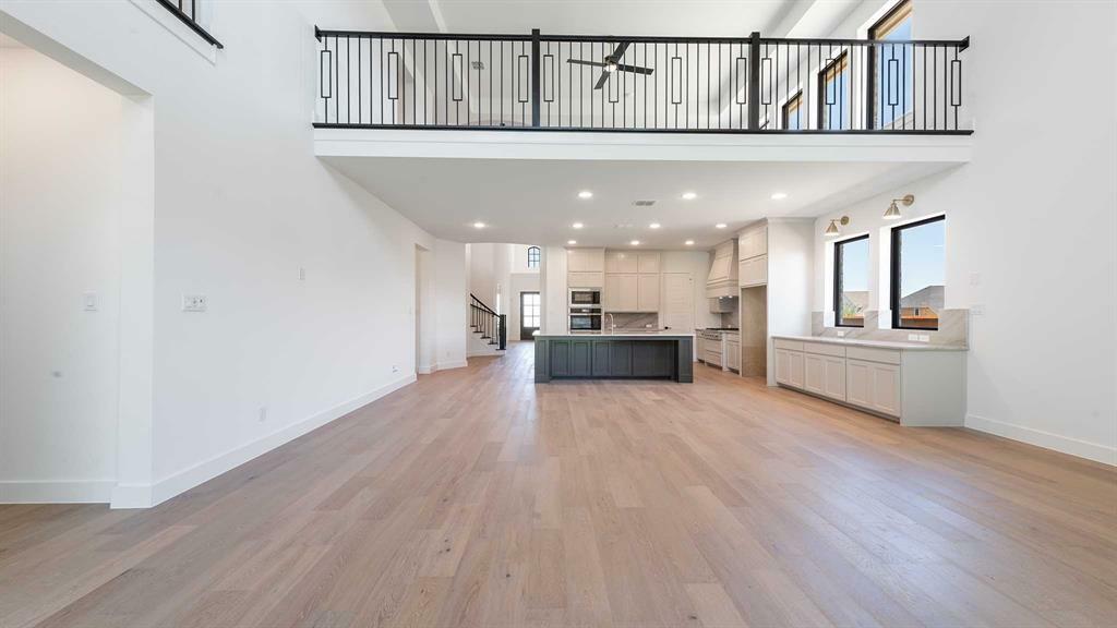 Property Photo: 3323 Fulmar Circle TX 75033