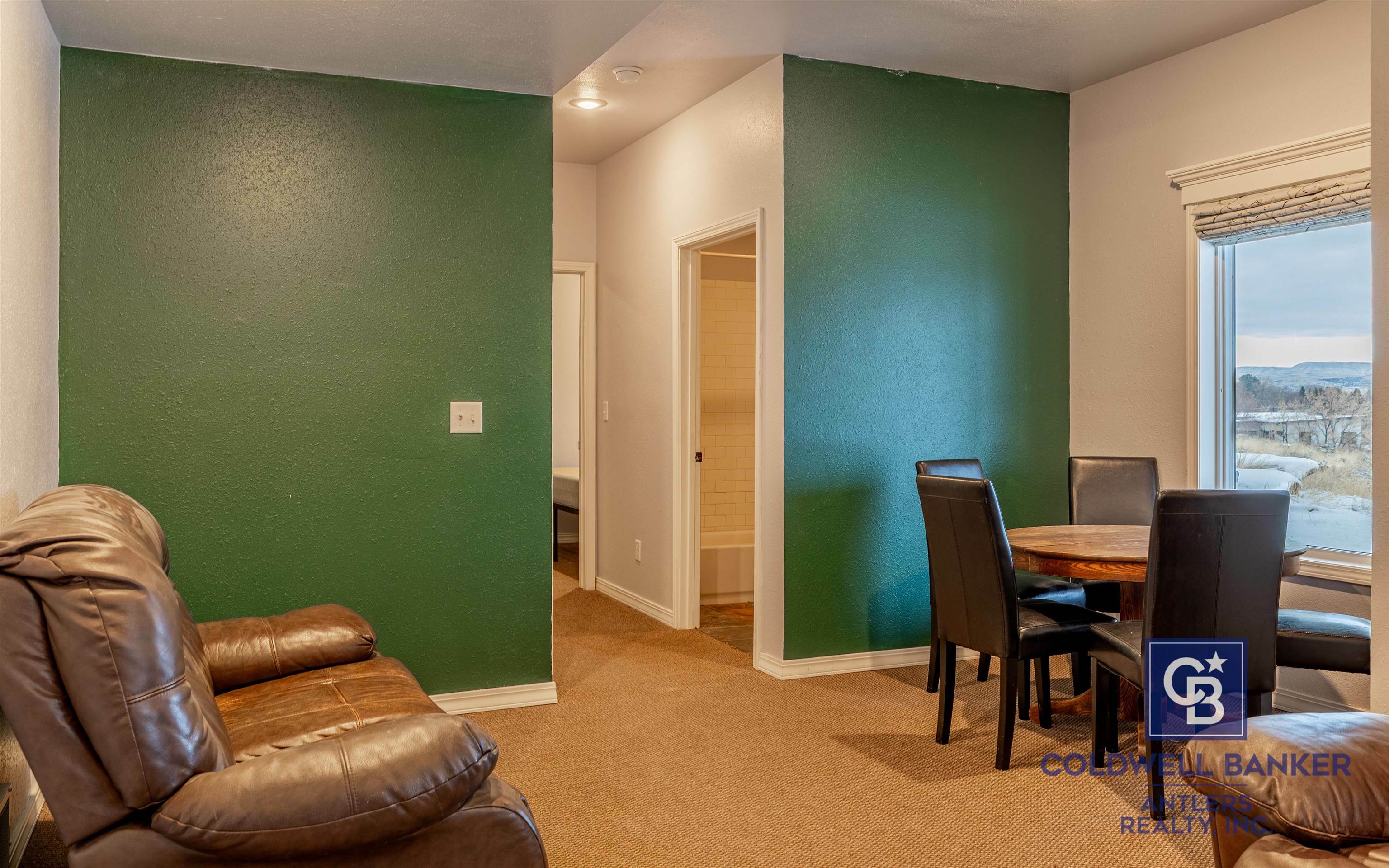 Property Photo:  1331 Arizona Pl  WY 82414 