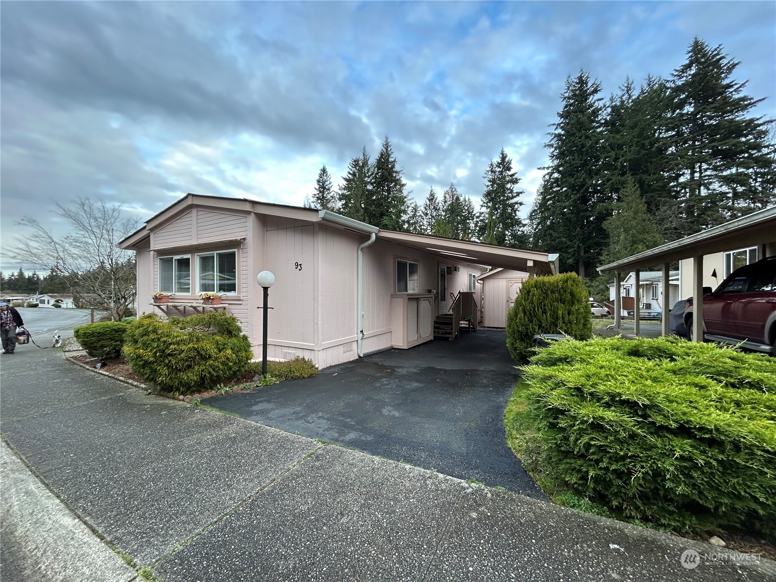 Property Photo:  5810  Fleming Street 93  WA 98203 