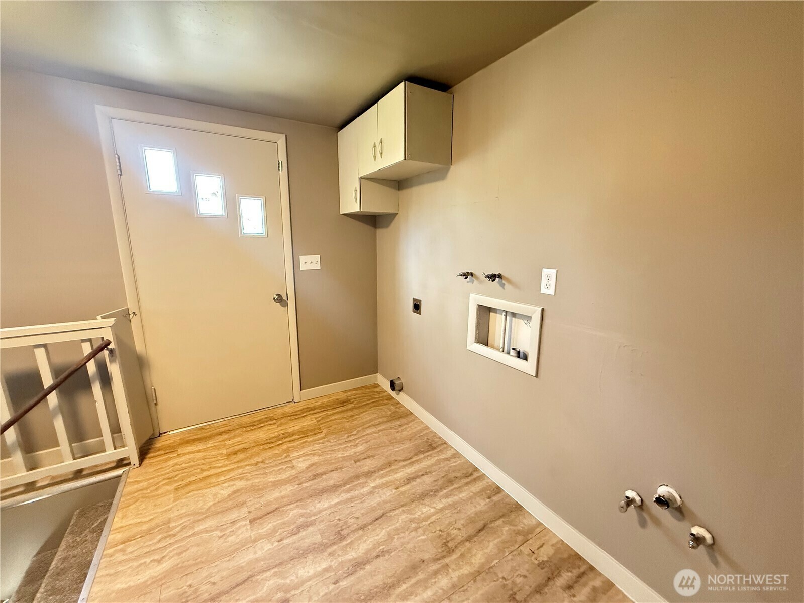 Property Photo:  214 E Whitman Drive  WA 99324 