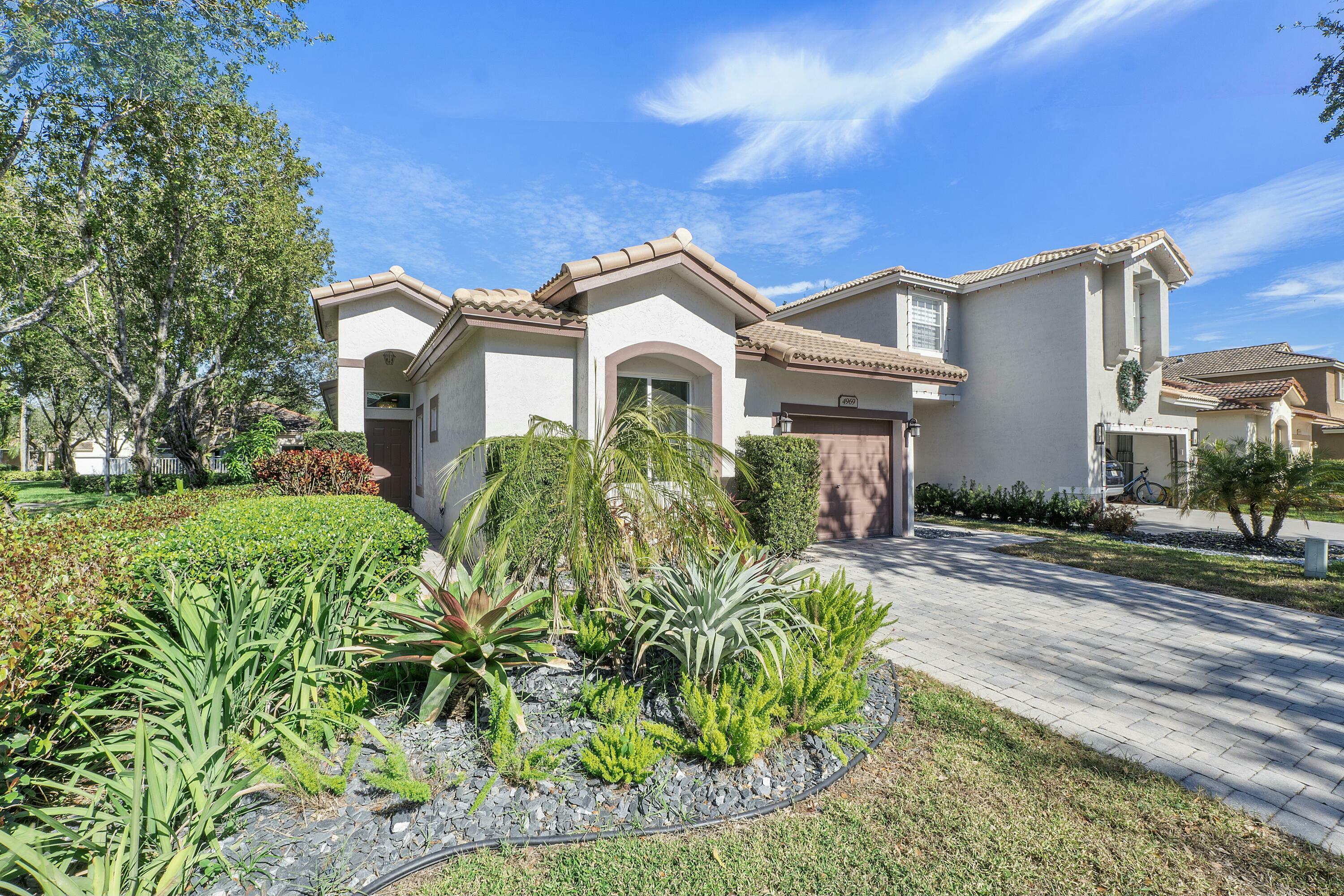 Property Photo:  4969 Egret Court  FL 33073 