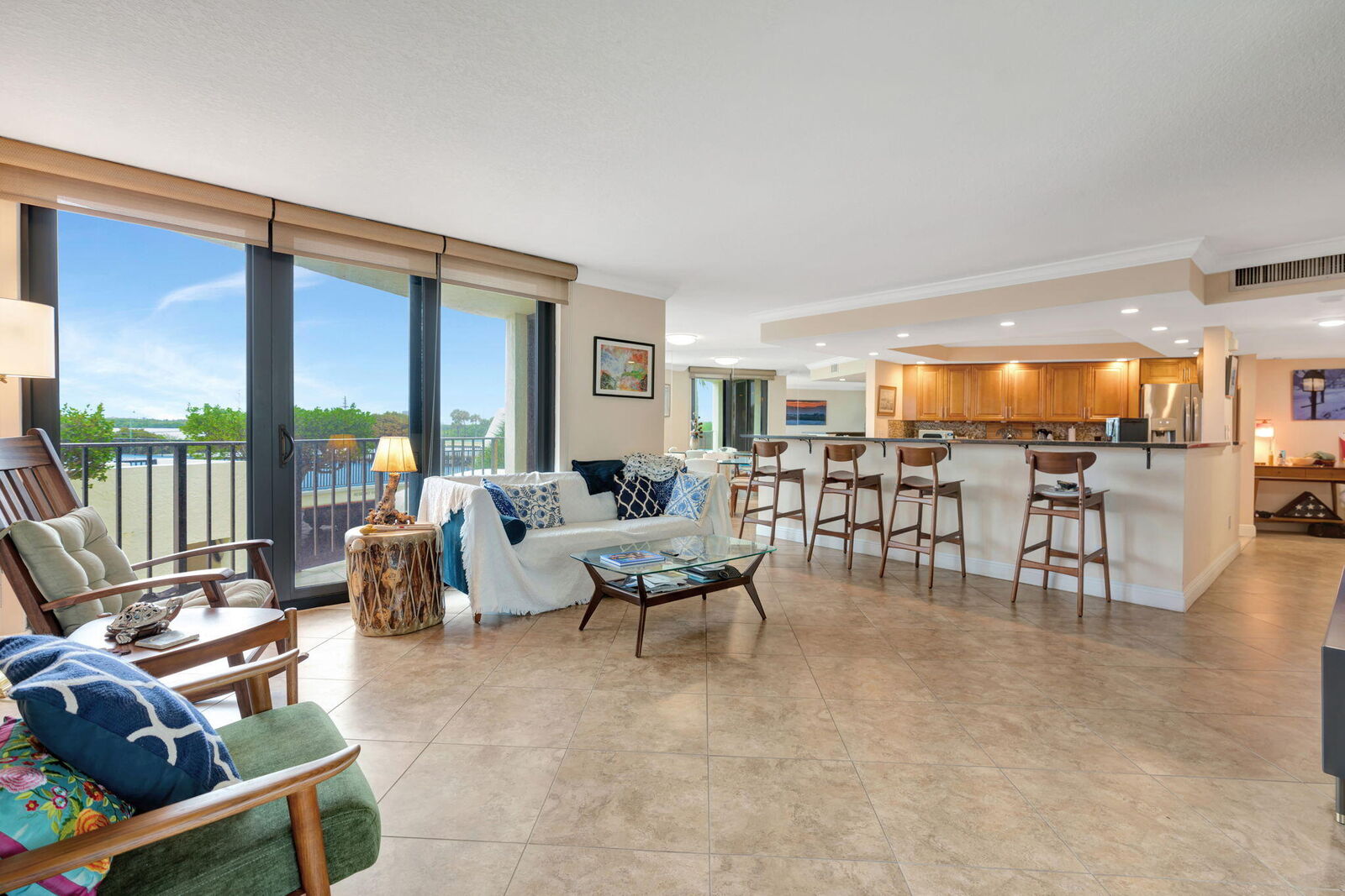 Property Photo: 5420 N Ocean Drive 206 FL 33404