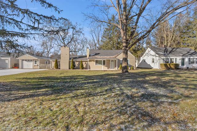 Property Photo:  15875 Deering Street  MI 48154 